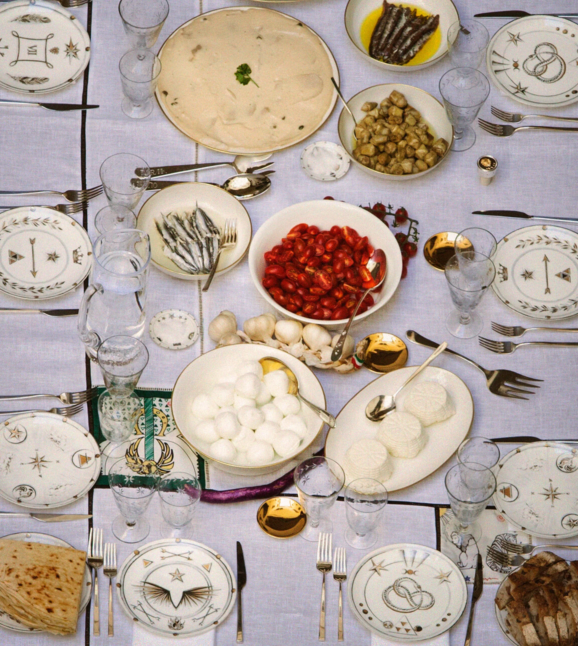 Foundation | Chapter 1 Tenet Dessert Plate Set | Porcelain - Image 5