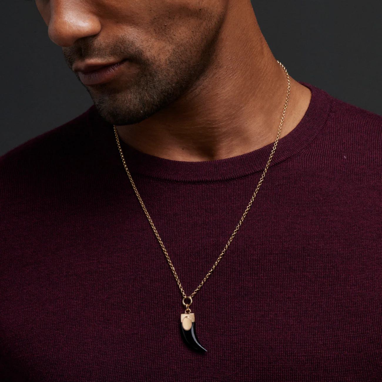 Personalized - Protection | Engravable La Loba Claw Small Belcher Necklace | Onyx, Yellow Gold - Image 2