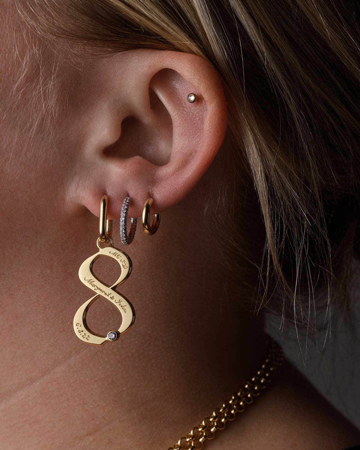 Personalized - Foundation | Engravable Number '8' Oversized Pendant | Diamond, Yellow Gold - Image 4