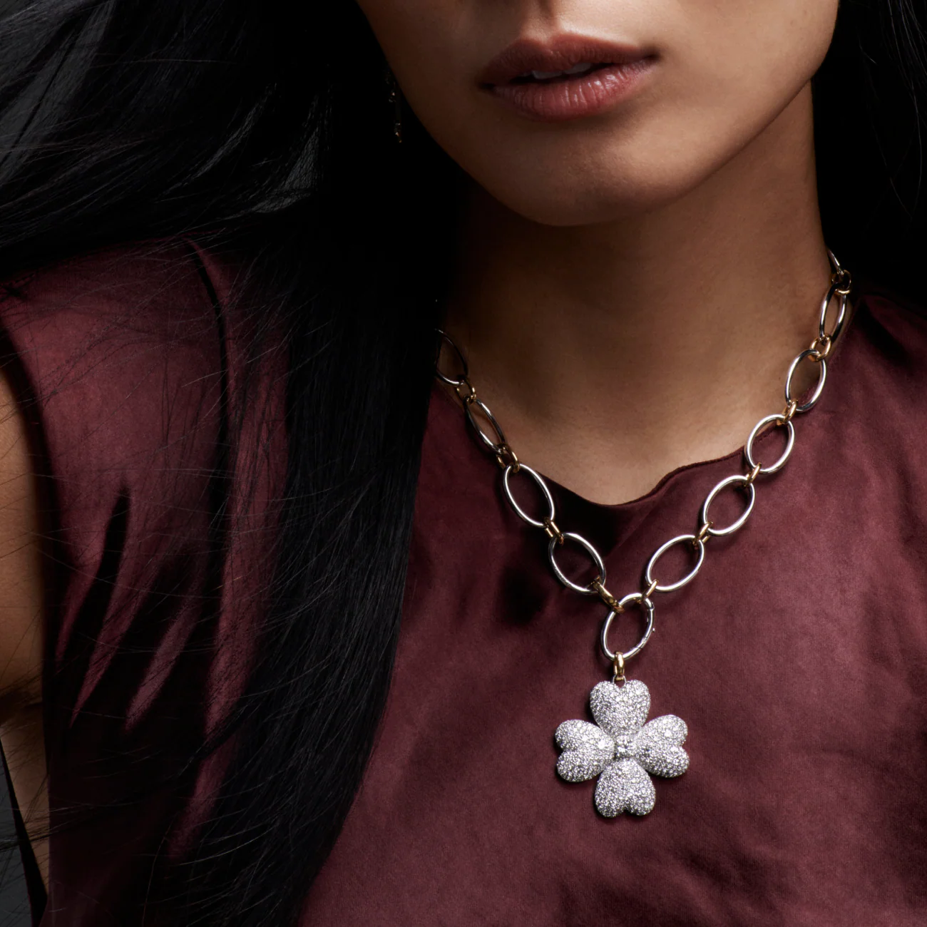 True Love | Snow Pavé Four Heart Clover Oval Link Necklace | Diamonds, Mixed Gold - Image 2