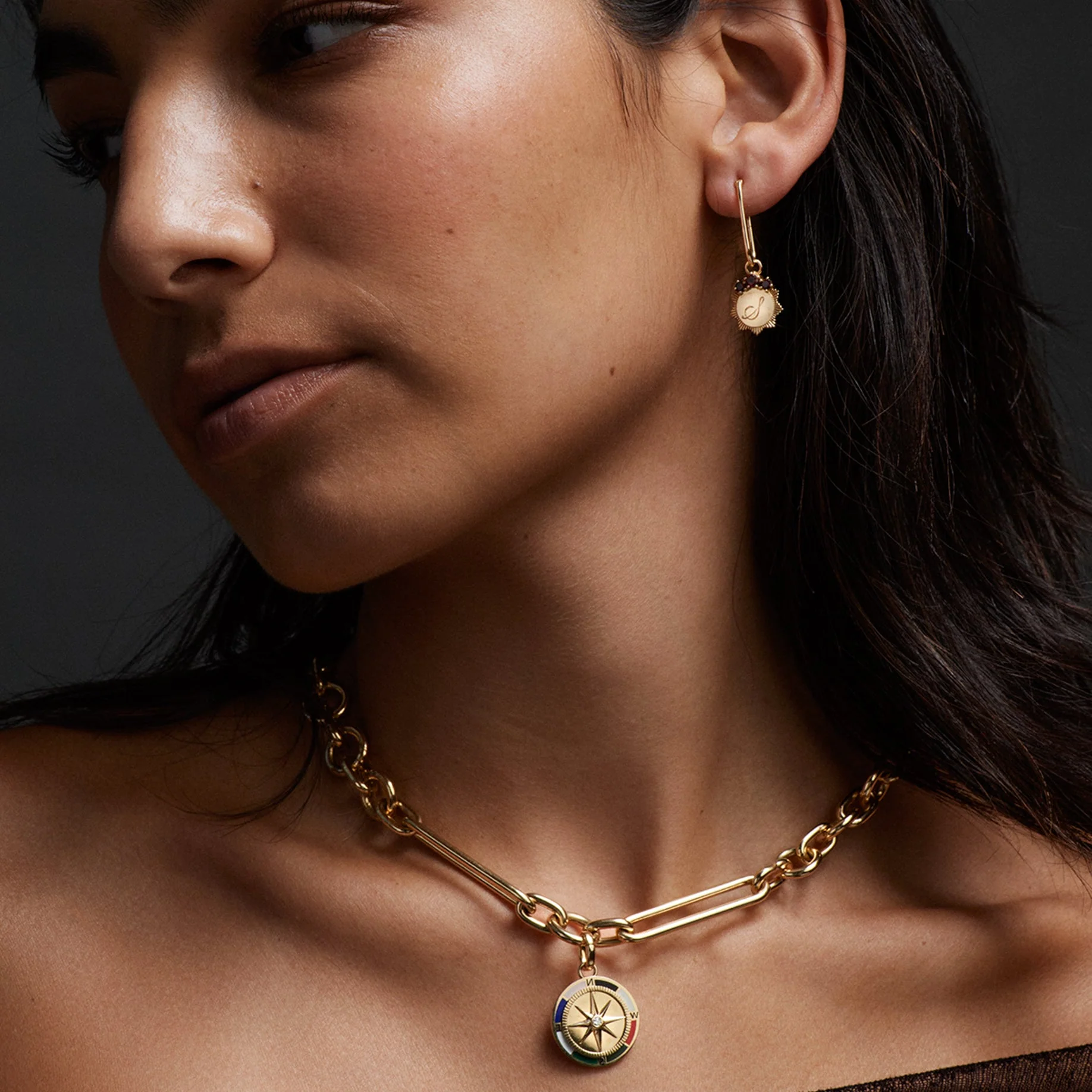 Internal Compass | Ceramic Medium Medallion | Ceramic, Diamonds, Yellow Gold - Image 2