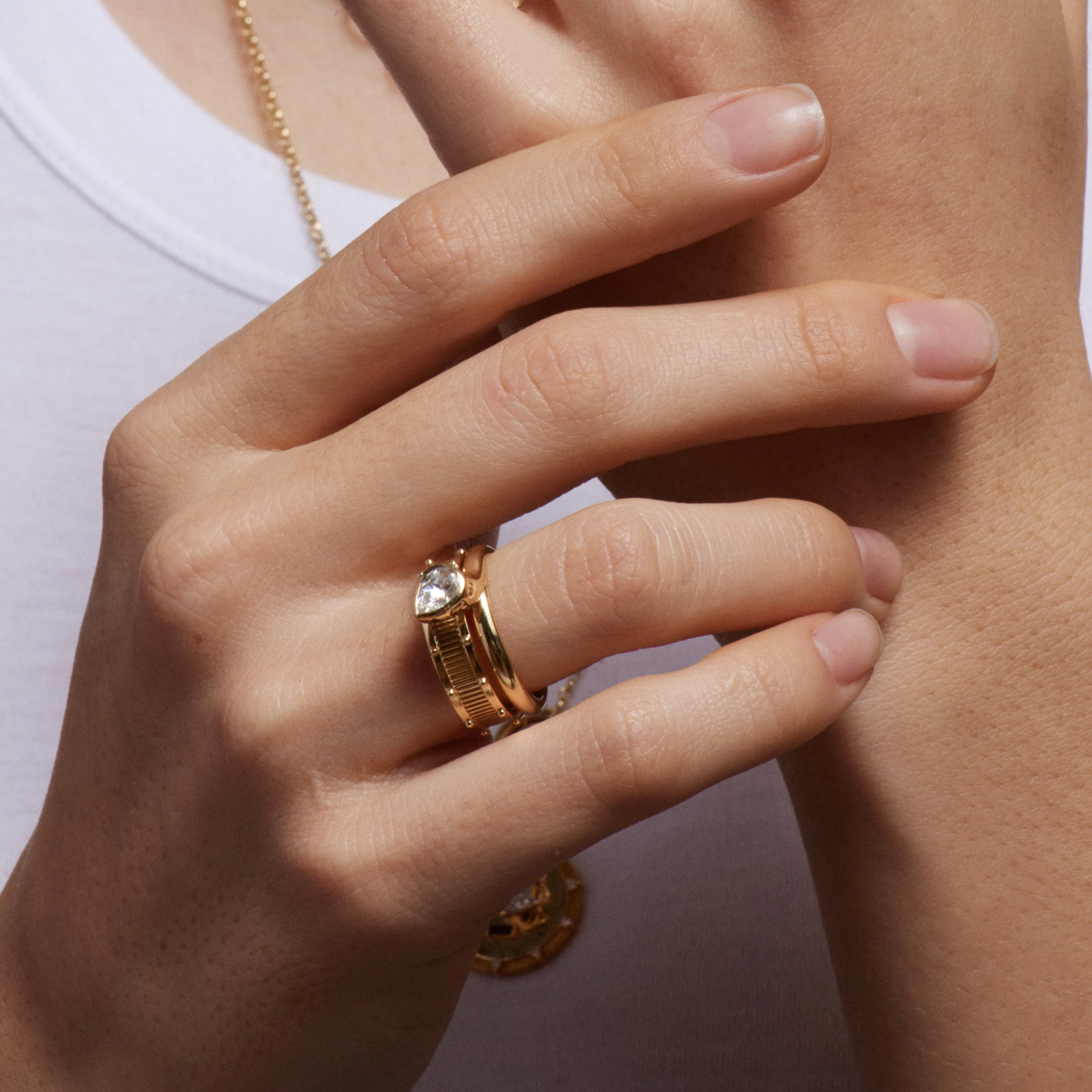 True Love | Lovestruck Pierced Band | Yellow Gold - Image 3