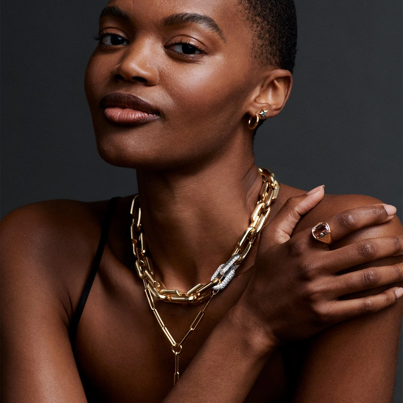 Strong Hearts | Oversized Love Link Chain with Pavé Link | Diamonds, Yellow Gold - Image 3