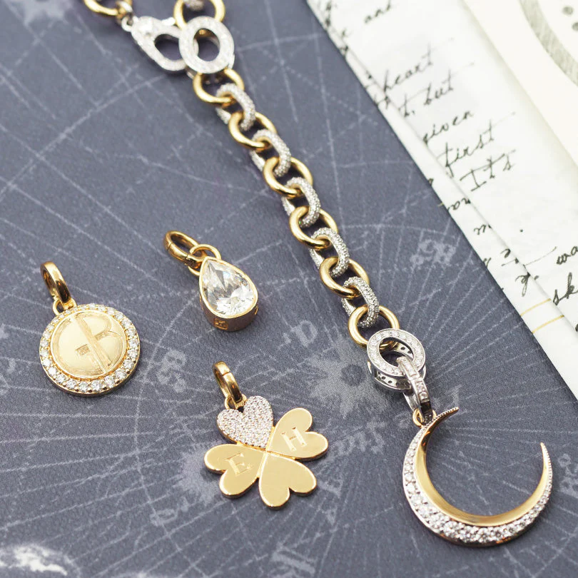 Personalized | Engravable Pavé Diamond Medium Medallion | Diamonds, Yellow Gold - Image 5