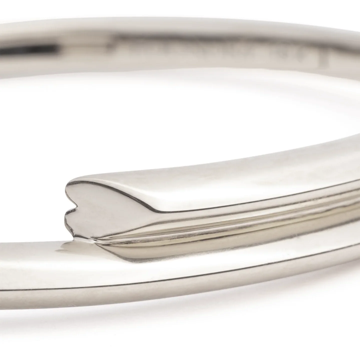 Strong Hearts | Love Link Bangle | White Gold - Image 2