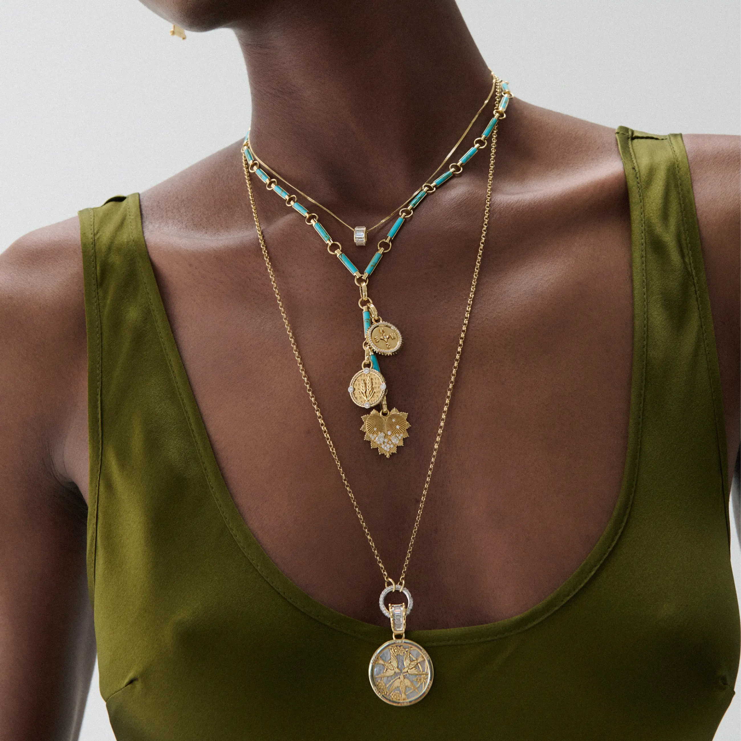 True Love | Baguette Heart Beat Fine Diamond Cut Curb Necklace | Diamonds, Yellow Gold - Image 2