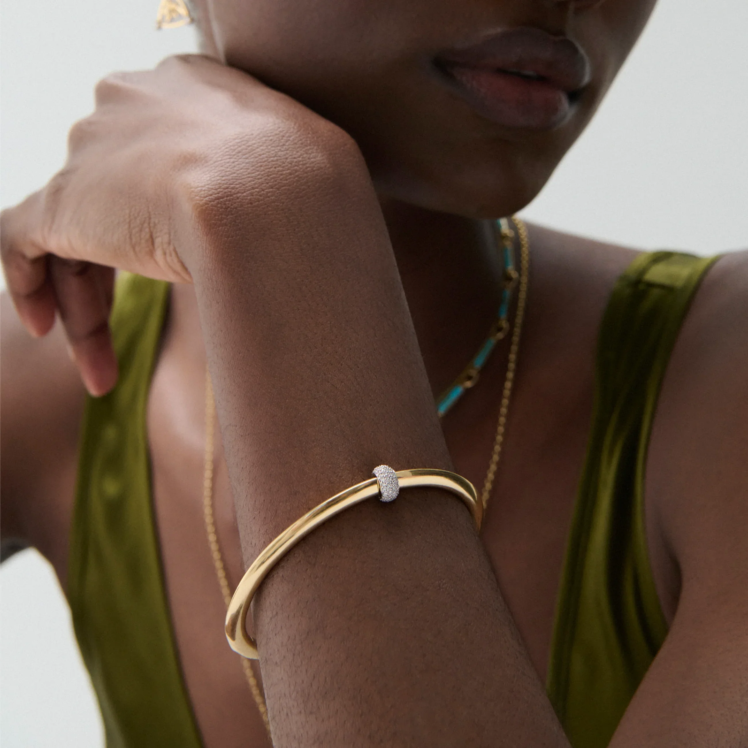 True Love | Pavé Orbit Heart Beat Strong Heart Bangle | Diamonds, Mixed Gold - Image 2